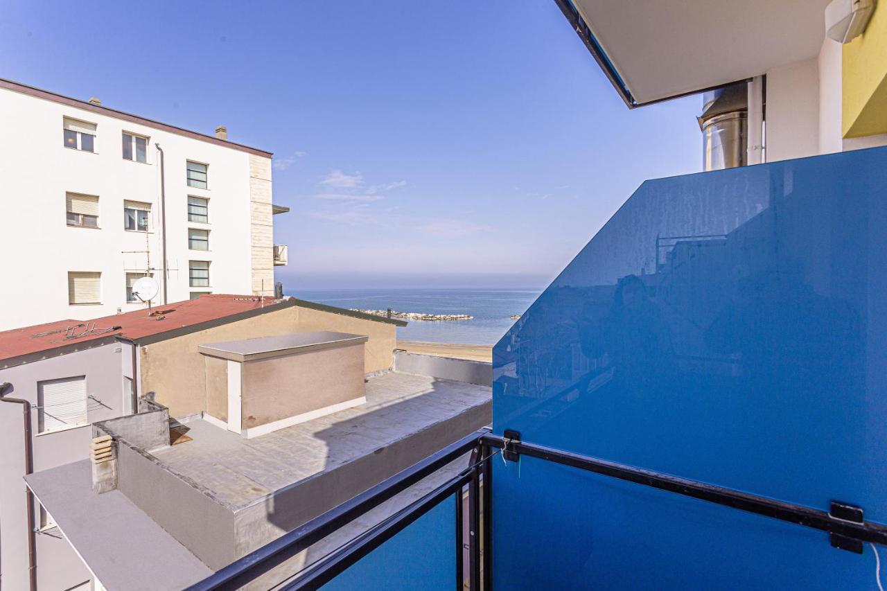 Hotel Continental Bellaria-Igea Marina Esterno foto