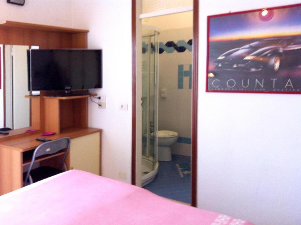 Hotel Continental Bellaria-Igea Marina Camera foto