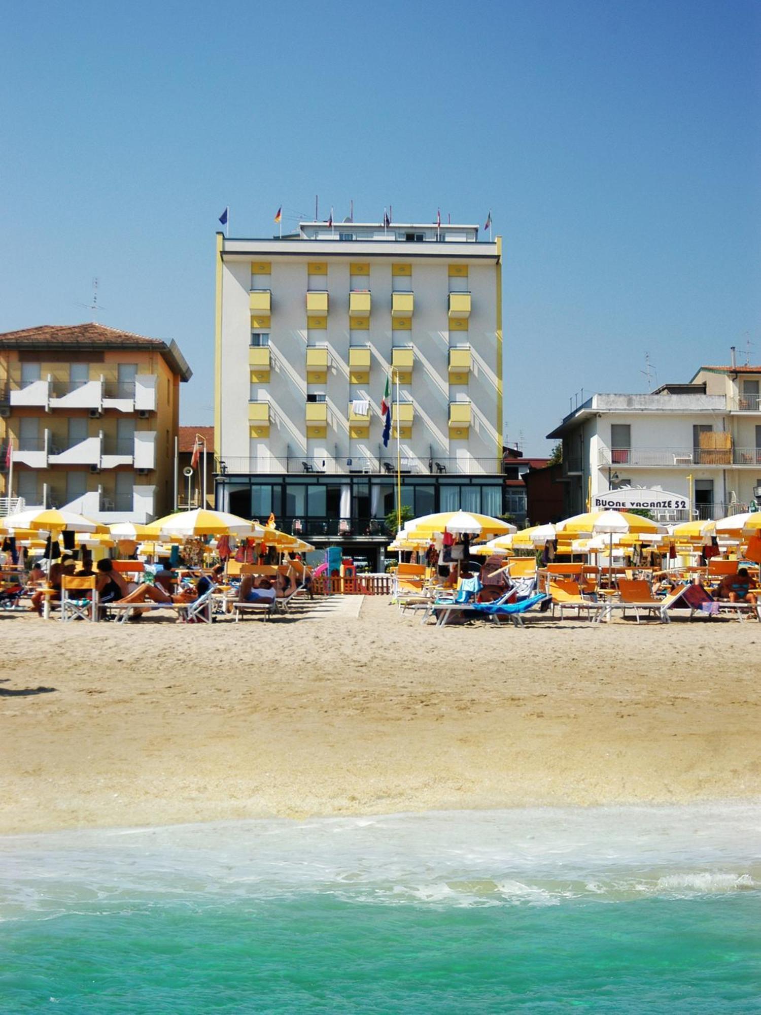 Hotel Continental Bellaria-Igea Marina Esterno foto